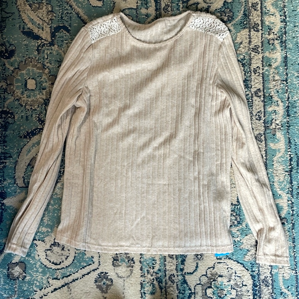 Women’s sweater
